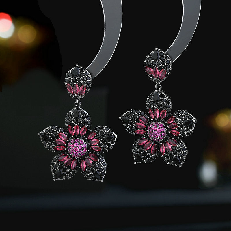 Luxurious Dangling Floral Earring