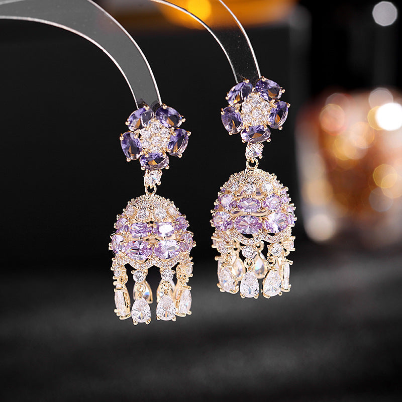 Luxurious Dangling Earring