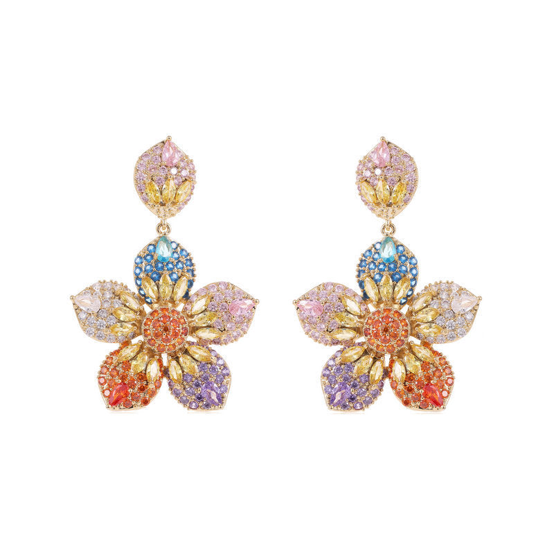 Luxurious Dangling Floral Earring