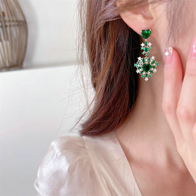 Dangling Heart Earrings