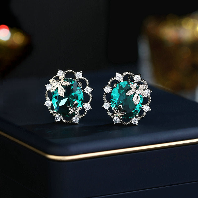 Elegant Earrings Stud